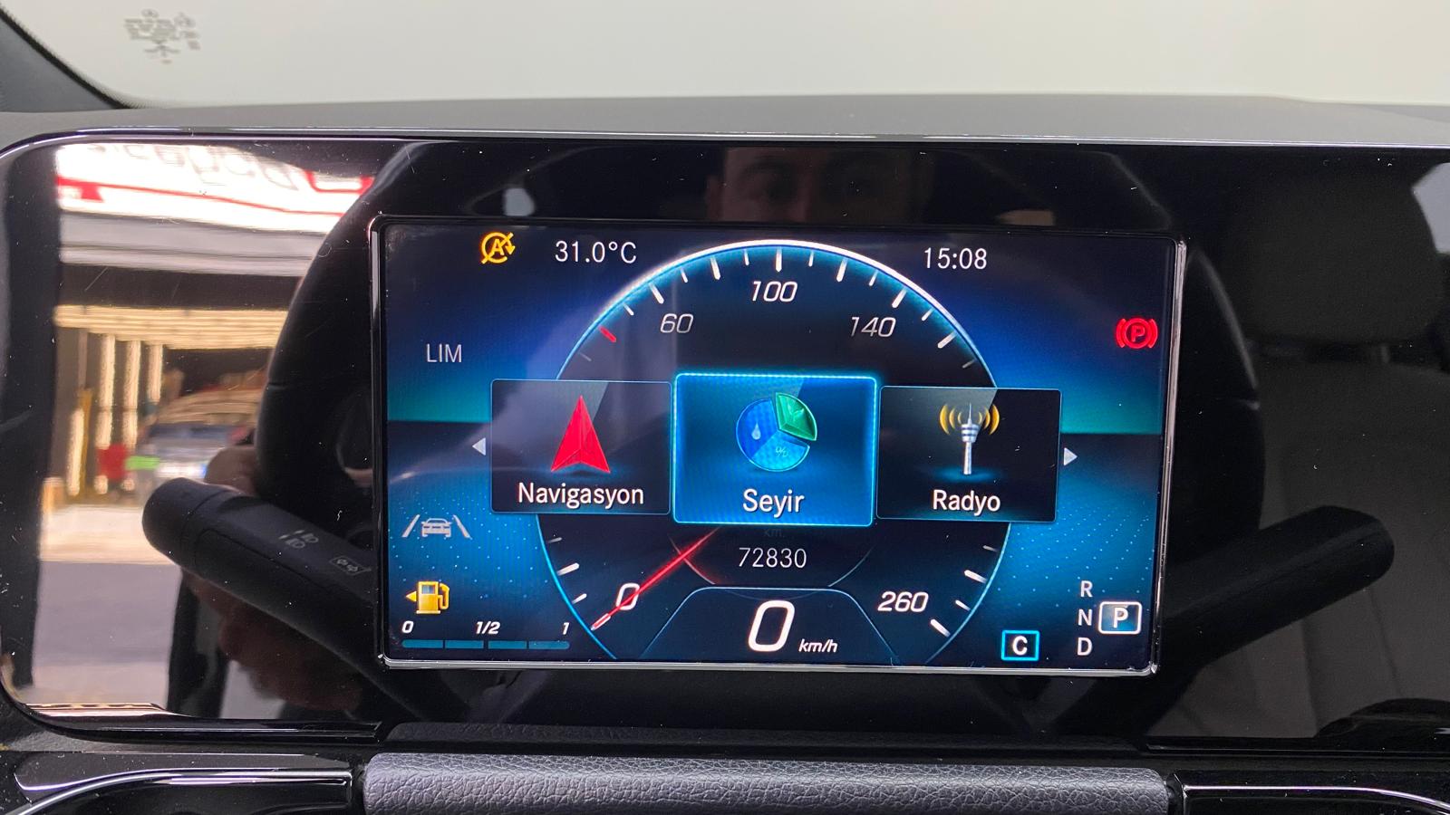 MERCEDES GLA 12